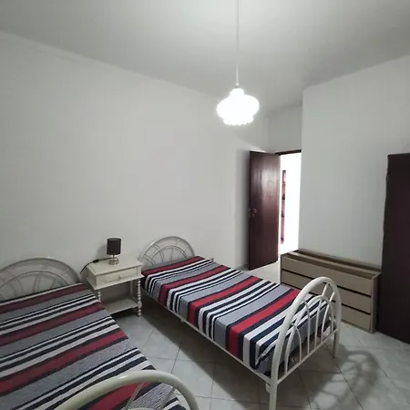 Casa Flor - T2 No Centro Da - * 알부페이라